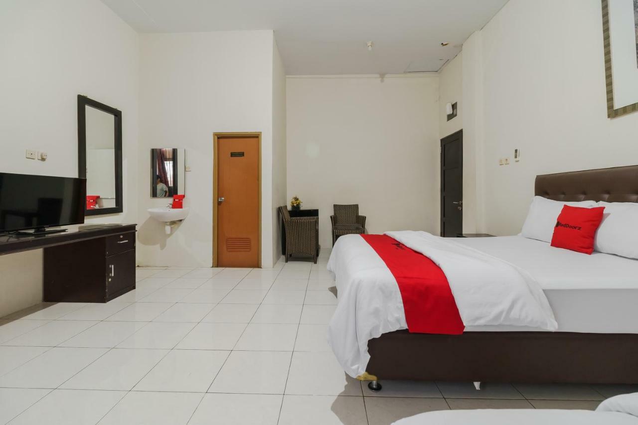 Reddoorz Syariah Near Fort Marlborough Bengkulu Dış mekan fotoğraf